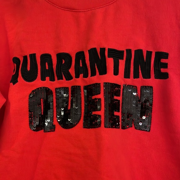 Alice + Olivia Denver Quarantine Queen Sequined Red Sweatshirt Small - Picture 7 of 10